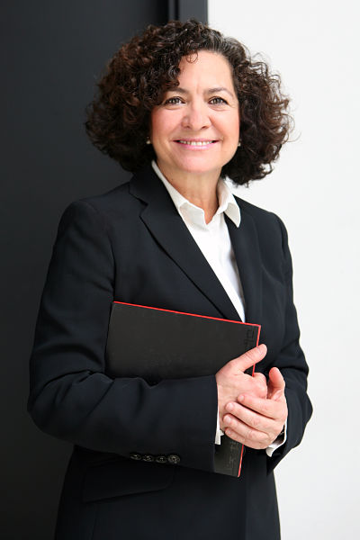 Foto Excma. Sra. Da. Pilar Aranda Ramrez